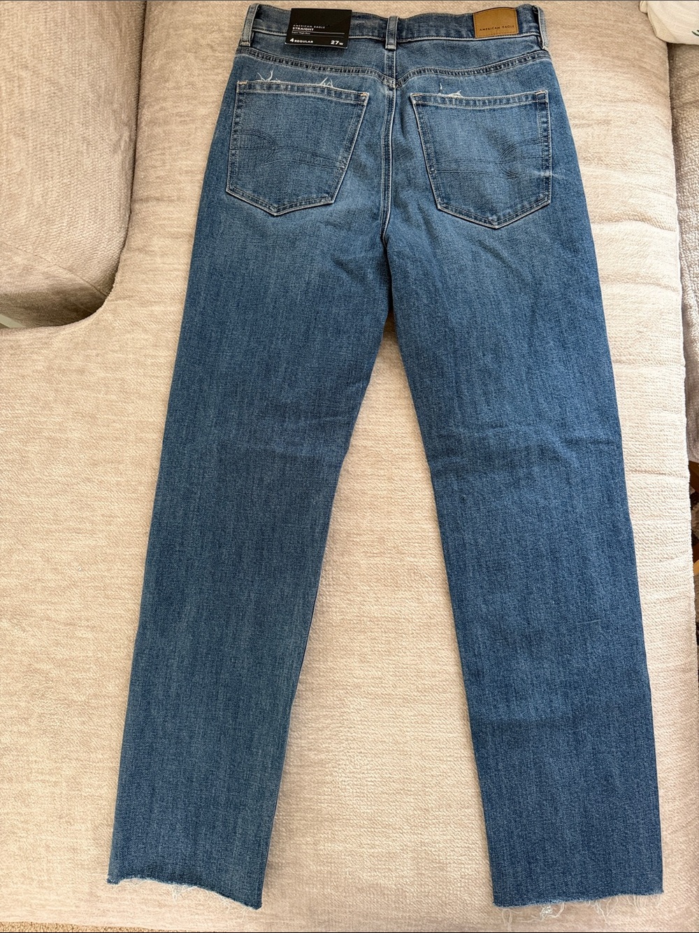 NEW WITH TAGS - American Eagle jeans size 4 Regular Straight - Picture 2 of 7